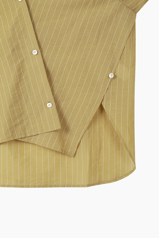https://img.benettonmall.com/PARTS/KS/26F/SAWS05641OL_MB_D14.jpg?cb=1789410927