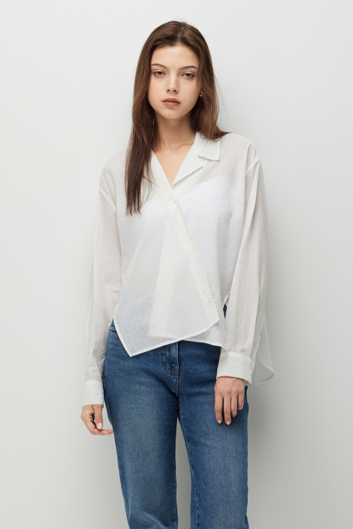 https://img.benettonmall.com/PARTS/KS/26F/SAWS05641WH_MB_D0.jpg?cb=1789410927