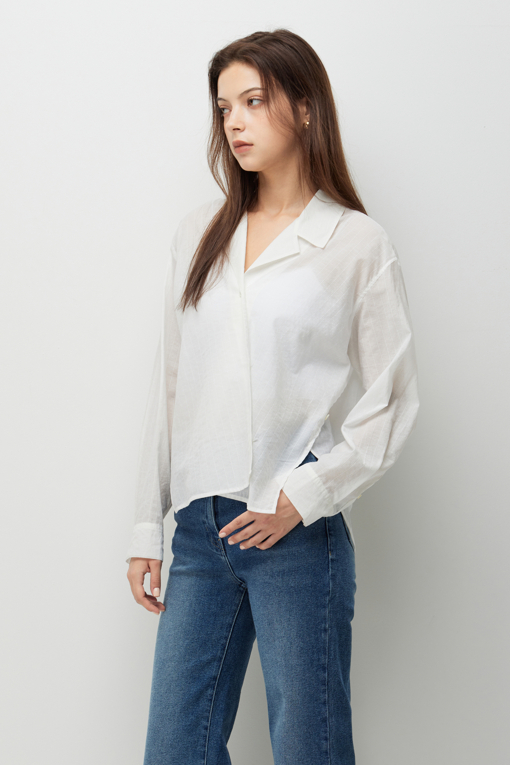 https://img.benettonmall.com/PARTS/KS/26F/SAWS05641WH_MB_D1.jpg?cb=1789410927