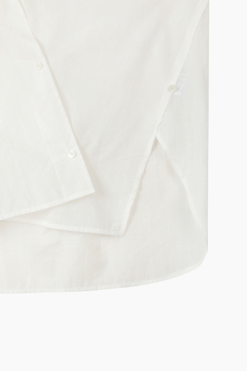 https://img.benettonmall.com/PARTS/KS/26F/SAWS05641WH_MB_D14.jpg?cb=1789410927