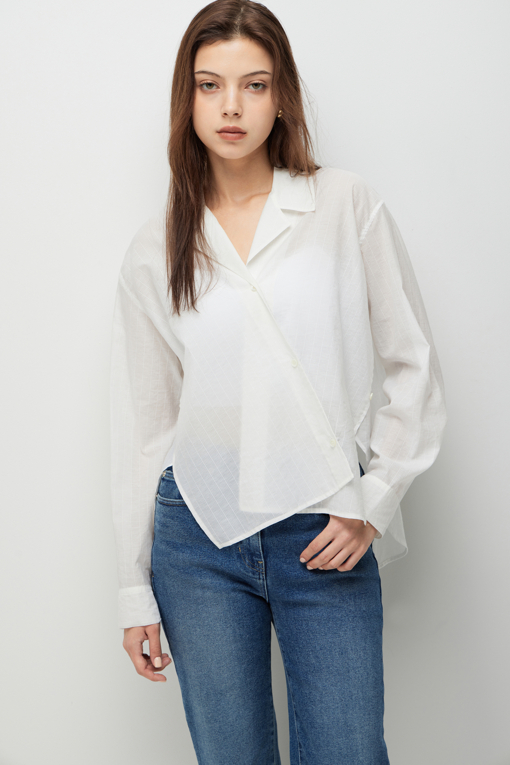 https://img.benettonmall.com/PARTS/KS/26F/SAWS05641WH_MB_D3.jpg?cb=1789410927