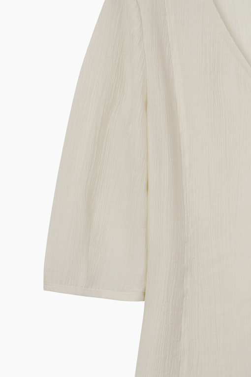 https://img.benettonmall.com/PARTS/KS/26F/SAWS06641BE_MB_D13.jpg?cb=1789983961