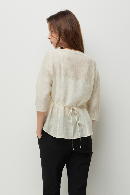 https://img.benettonmall.com/PARTS/KS/26F/SAWS06641BE_MB_D2.jpg?cb=1789983961