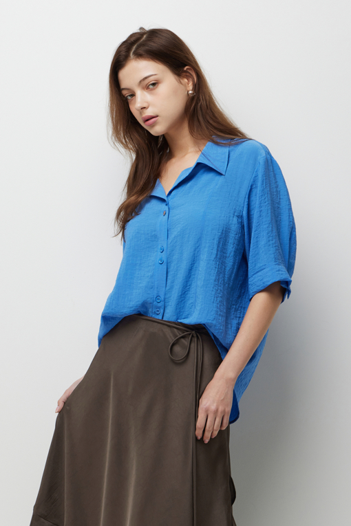 https://img.benettonmall.com/PARTS/KS/26F/SAWS08641BL_MB_D1.jpg?cb=1789983961
