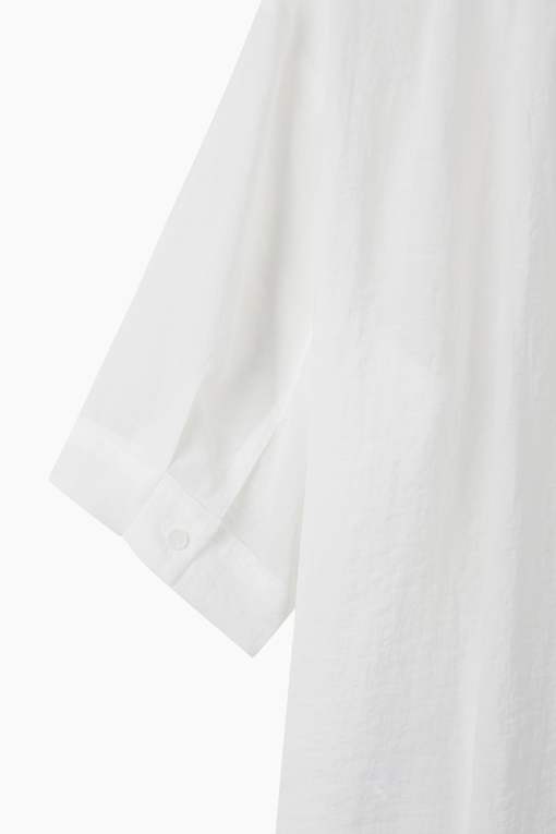 https://img.benettonmall.com/PARTS/KS/26F/SAWS08641IV_MB_D13.jpg?cb=1789983961