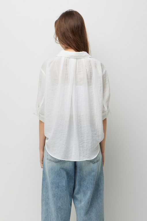 https://img.benettonmall.com/PARTS/KS/26F/SAWS08641IV_MB_D2.jpg?cb=1789983961