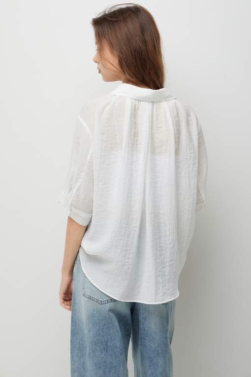https://img.benettonmall.com/PARTS/KS/26F/SAWS08641IV_MB_D4.jpg?cb=1789983961