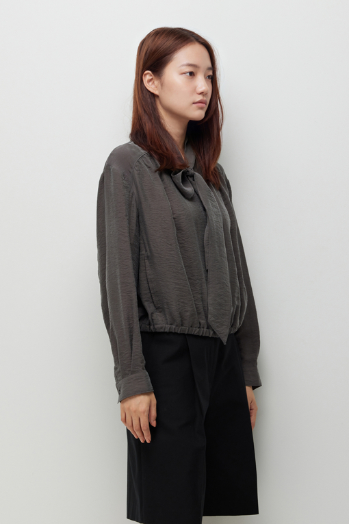 https://img.benettonmall.com/PARTS/KS/26F/SAWS11641GR_MB_D1.jpg?cb=1789410927