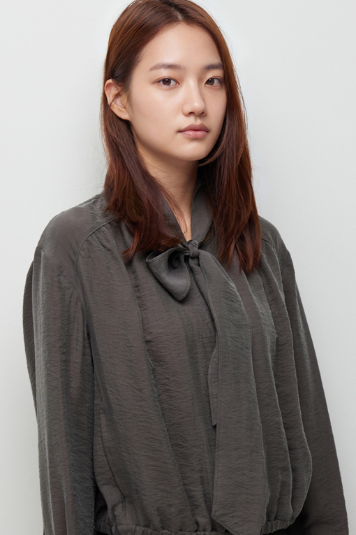 https://img.benettonmall.com/PARTS/KS/26F/SAWS11641GR_MB_D3.jpg?cb=1789410927
