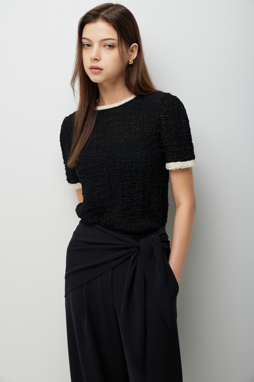 https://img.benettonmall.com/PARTS/KS/26F/SAWS12641BK_MB_D3.jpg?cb=1789410927