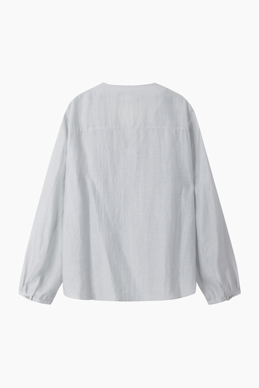 https://img.benettonmall.com/PARTS/KS/26F/SAWS13641LB_MB_D11.jpg?cb=1789410927