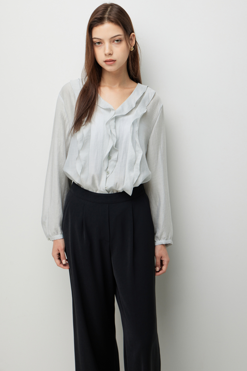 https://img.benettonmall.com/PARTS/KS/26F/SAWS13641LB_MB_D3.jpg?cb=1789410927