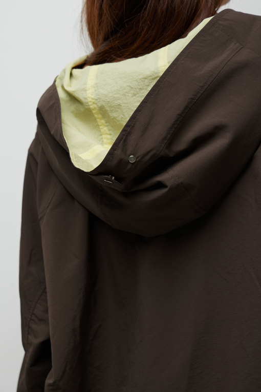 https://img.benettonmall.com/PARTS/KS/26F/SAWS14641BR_MB_D4.jpg?cb=1789410927