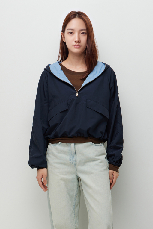 https://img.benettonmall.com/PARTS/KS/26F/SAWS14641DN_MB_D0.jpg?cb=1789410927