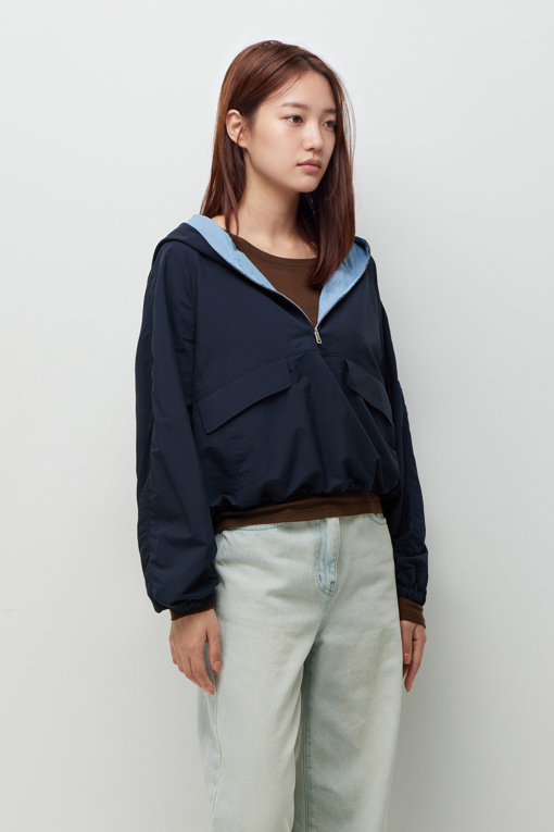 https://img.benettonmall.com/PARTS/KS/26F/SAWS14641DN_MB_D1.jpg?cb=1789410927