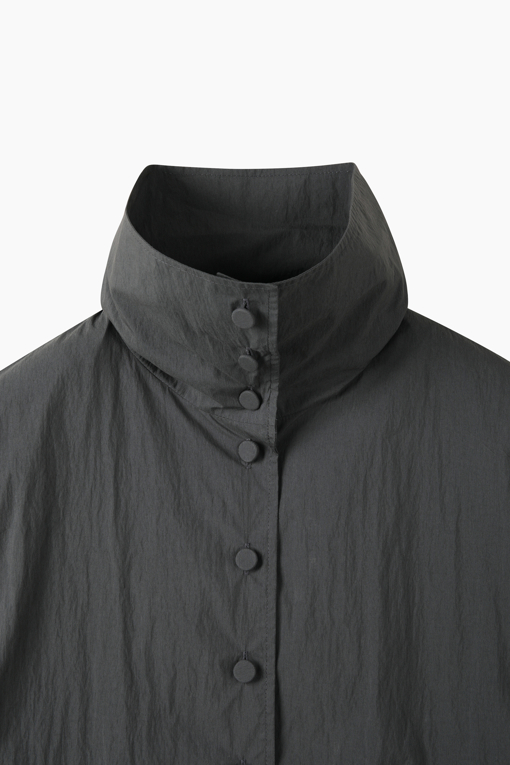 https://img.benettonmall.com/PARTS/KS/26F/SAWS16641DG_MB_D13.jpg?cb=1789410927
