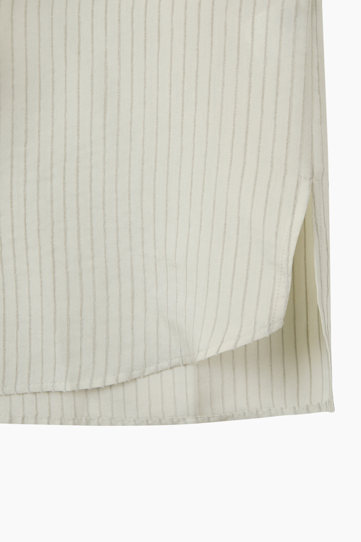 https://img.benettonmall.com/PARTS/KS/26F/SAWS33661BE_MB_D3.jpg?cb=1789983961