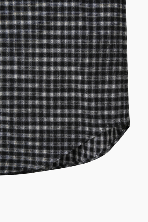 https://img.benettonmall.com/PARTS/KS/26F/SAWS34661BK_MB_D3.jpg?cb=1789983961