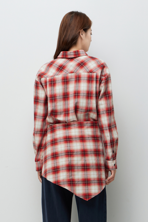 https://img.benettonmall.com/PARTS/KS/26F/SAWS34661RD_MB_M2.jpg?cb=1789983961