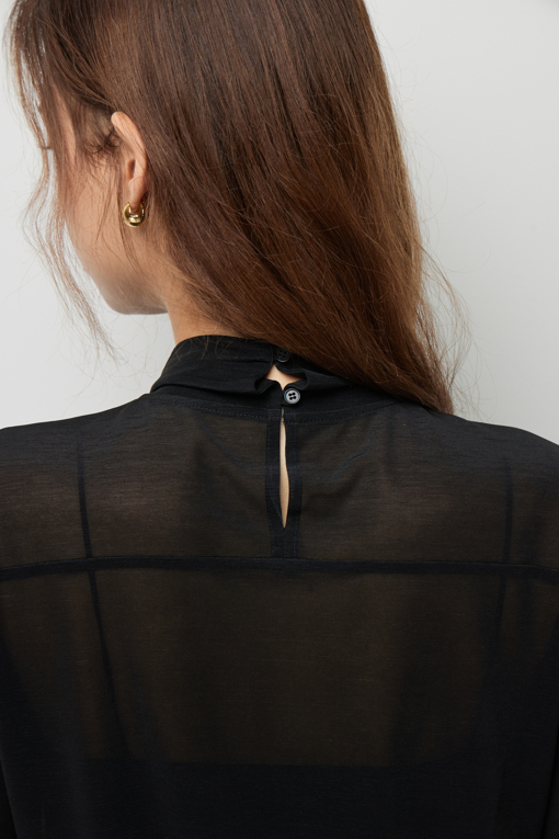 https://img.benettonmall.com/PARTS/KS/26F/SAWSE2641BK_MB_D4.jpg?cb=1787100377