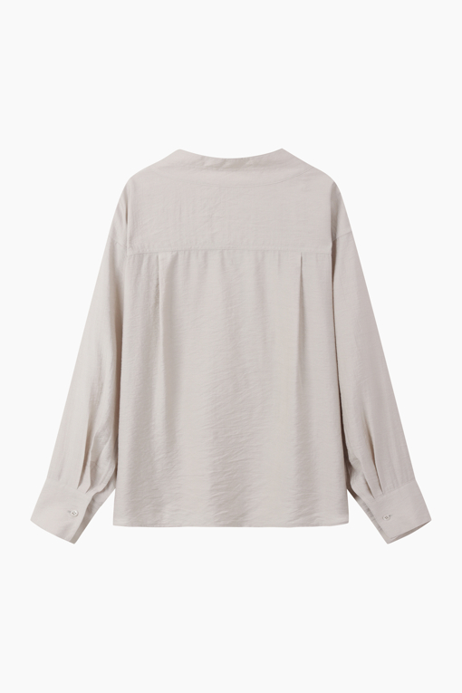 https://img.benettonmall.com/PARTS/KS/26F/SAWSE3641LG_MB_D1.jpg?cb=1782918171