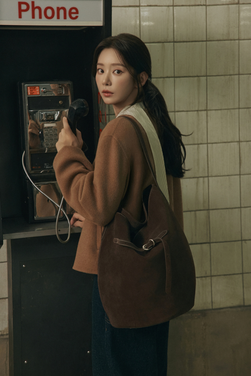 https://img.benettonmall.com/PARTS/KS/26F/SCBG31661DW_MB_L0.jpg?cb=1793028892