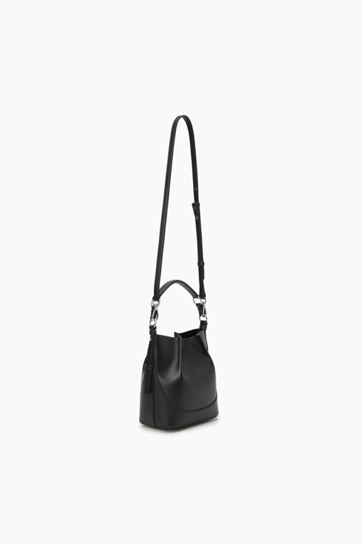 https://img.benettonmall.com/PARTS/KS/26F/SCBG32661BK_MB_D1.jpg?cb=1793028892