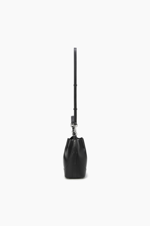 https://img.benettonmall.com/PARTS/KS/26F/SCBG32661BK_MB_D2.jpg?cb=1793028892