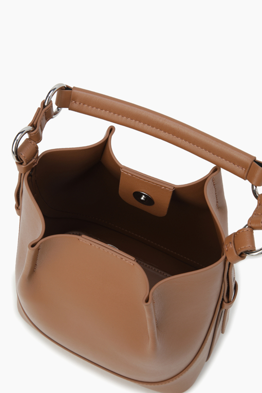 https://img.benettonmall.com/PARTS/KS/26F/SCBG32661CA_MB_D4.jpg?cb=1793028892