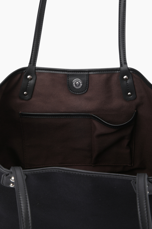 https://img.benettonmall.com/PARTS/KS/26F/SCBG35661BK_MB_D4.jpg?cb=1793028892