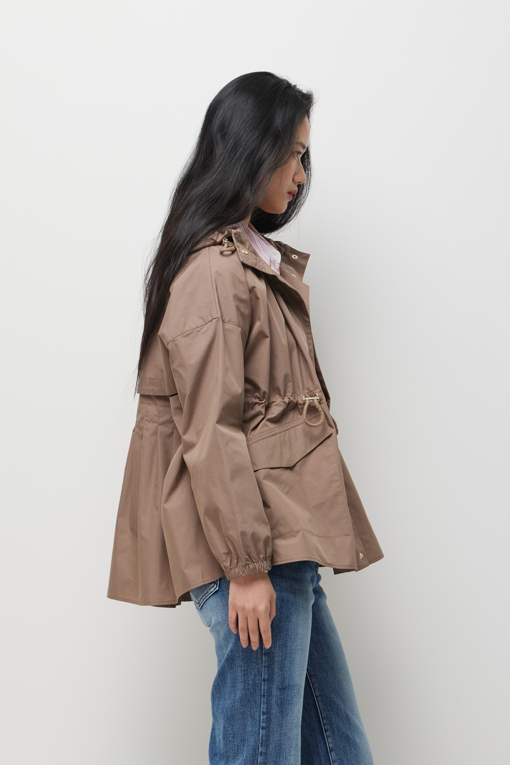 https://img.benettonmall.com/PARTS/KS/26S/2T84LN060ED_MB_D1.jpg?cb=1782918151