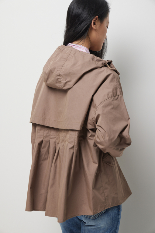 https://img.benettonmall.com/PARTS/KS/26S/2T84LN060ED_MB_D4.jpg?cb=1782918151