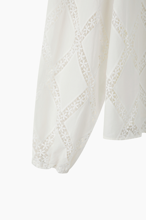 https://img.benettonmall.com/PARTS/KS/26S/5WTKLQ09XIV_MB_D13.jpg?cb=1782918151