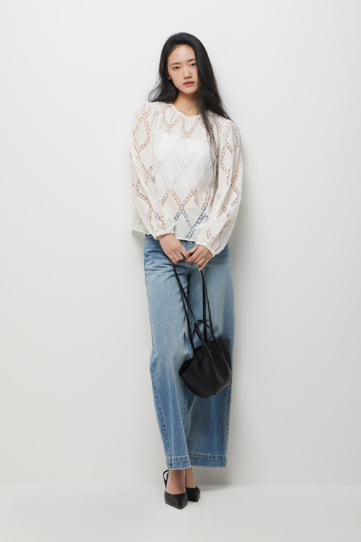 https://img.benettonmall.com/PARTS/KS/26S/5WTKLQ09XIV_MB_D5.jpg?cb=1782918151