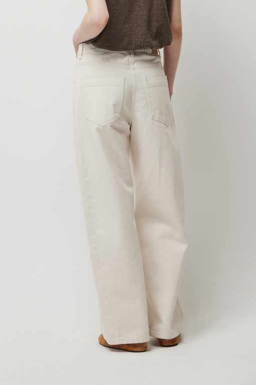 https://img.benettonmall.com/PARTS/KS/26S/SADP01611CR_MB_D3.jpg?cb=1782918151