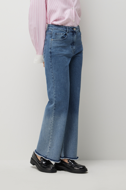https://img.benettonmall.com/PARTS/KS/26S/SADP31631BL_MB_D1.jpg?cb=1782918151