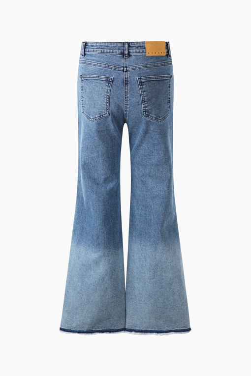 https://img.benettonmall.com/PARTS/KS/26S/SADP31631BL_MB_D11.jpg?cb=1782918151