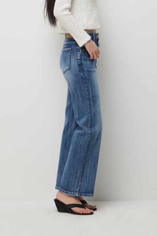 https://img.benettonmall.com/PARTS/KS/26S/SADP33631DB_MB_D1.jpg?cb=1782918151