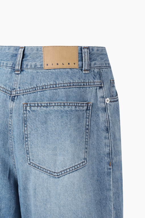 https://img.benettonmall.com/PARTS/KS/26S/SADP36631BL_MB_D13.jpg?cb=1782918151
