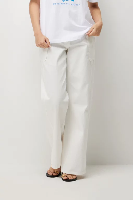 https://img.benettonmall.com/PARTS/KS/26S/SADP37631WH_MB.jpg?cb=1782918151
