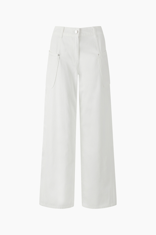 https://img.benettonmall.com/PARTS/KS/26S/SADP37631WH_MB_D10.jpg?cb=1782918151