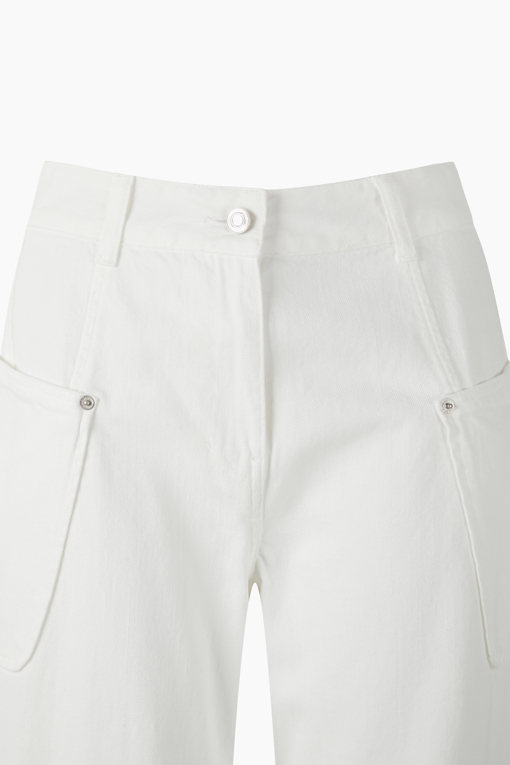 https://img.benettonmall.com/PARTS/KS/26S/SADP37631WH_MB_D12.jpg?cb=1782918151