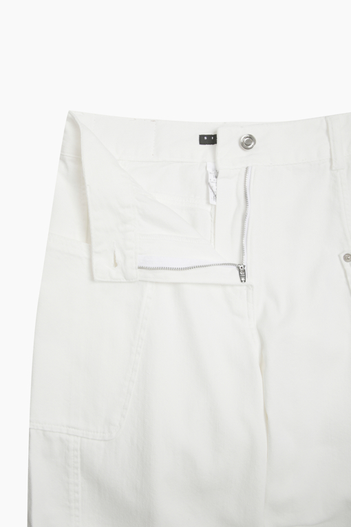 https://img.benettonmall.com/PARTS/KS/26S/SADP37631WH_MB_D15.jpg?cb=1782918151