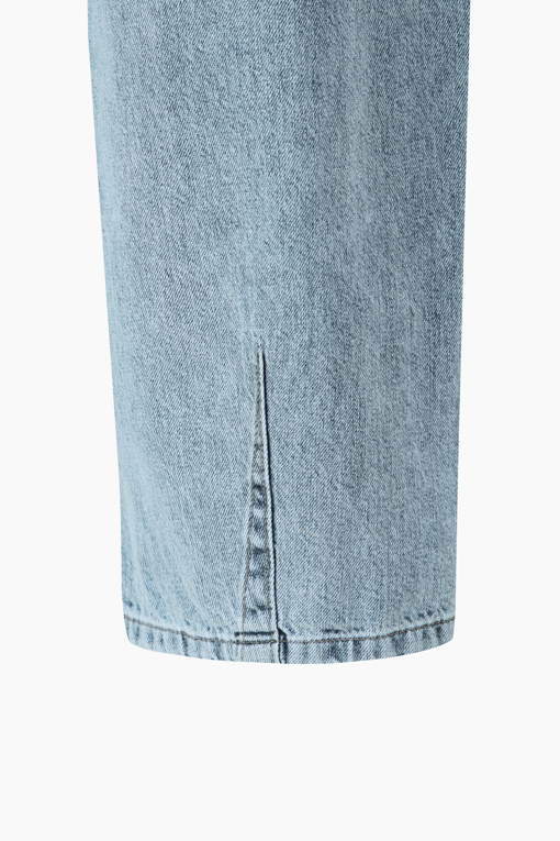 https://img.benettonmall.com/PARTS/KS/26S/SADP38631BL_MB_D15.jpg?cb=1782918151