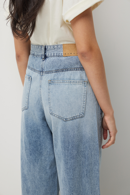 https://img.benettonmall.com/PARTS/KS/26S/SADP38631BL_MB_D5.jpg?cb=1782918151