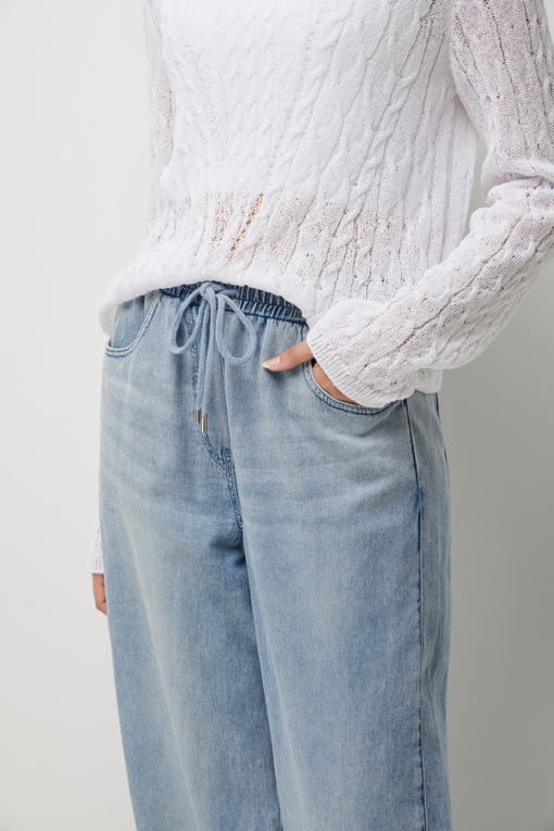 https://img.benettonmall.com/PARTS/KS/26S/SADP39631BL_MB_D3.jpg?cb=1782918151