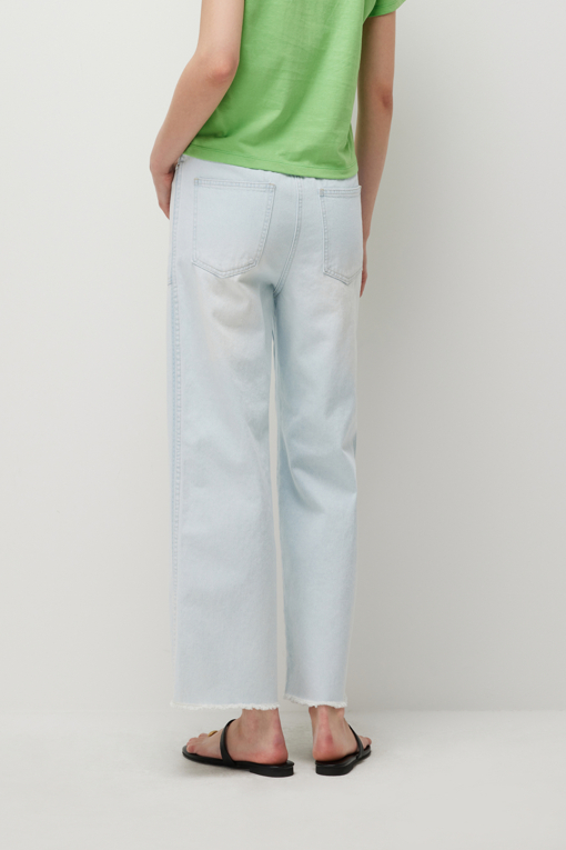 https://img.benettonmall.com/PARTS/KS/26S/SADP40631LB_MB_D2.jpg?cb=1782918151