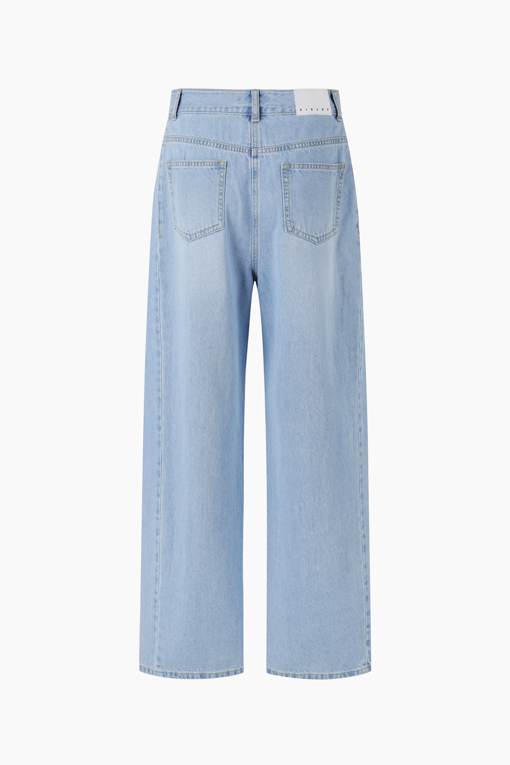 https://img.benettonmall.com/PARTS/KS/26S/SADPE1631BL_MB_D11.jpg?cb=1778668868