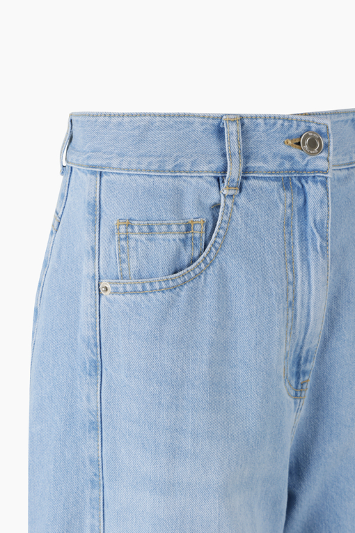 https://img.benettonmall.com/PARTS/KS/26S/SADPE1631BL_MB_D13.jpg?cb=1778668868