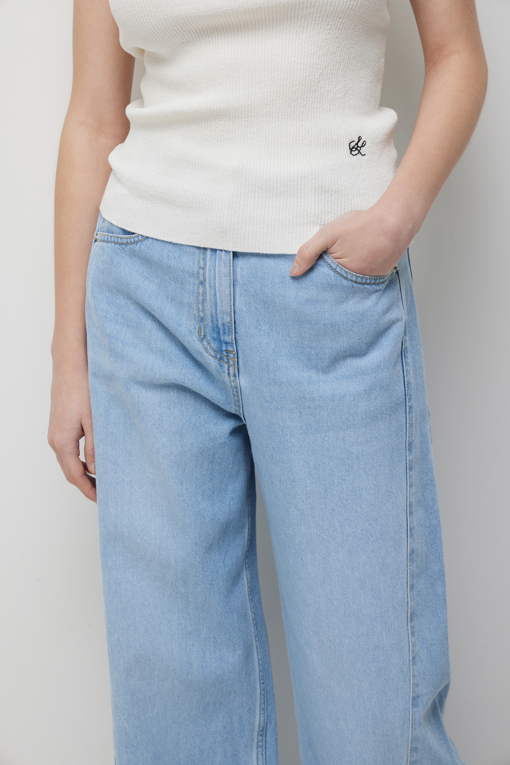 https://img.benettonmall.com/PARTS/KS/26S/SADPE1631BL_MB_D8.jpg?cb=1778668868
